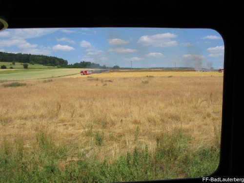 2010_07_19 Brand eines Getreidefeldes bei Osterhagen 005